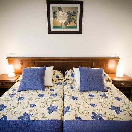 Hotel La Bilbaina De เบกาโด ภายนอก รูปภาพ